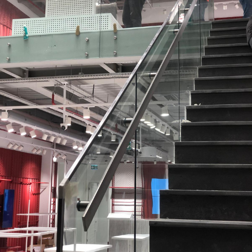 Cam Korkuluk Sistemleri